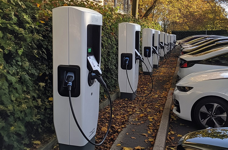 Terminal Blocks Enhance EV Charging Network Reliability